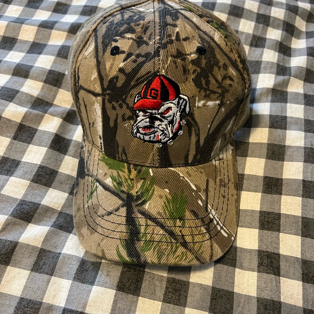 Camo UGA hat
